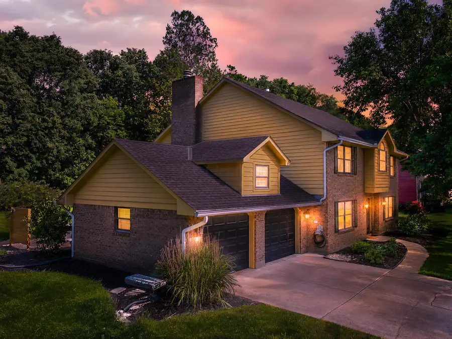 120 Deer Trail Drive, Springboro, OH 45066 - #2