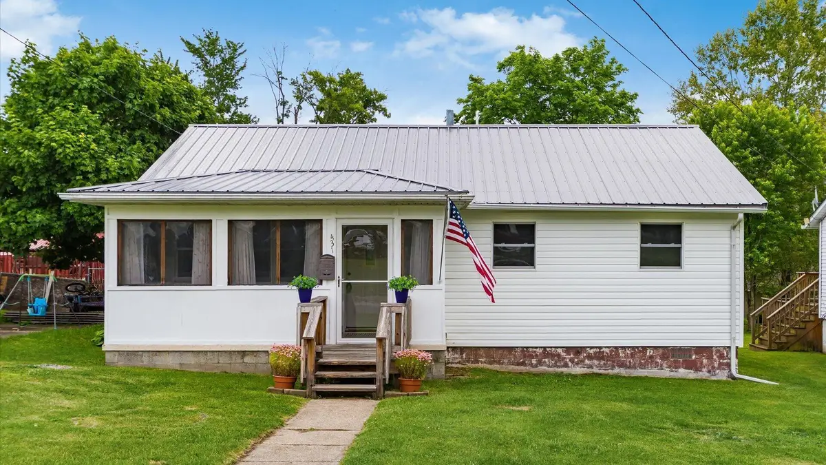 431 Swigart Street, New Lexington, OH 43764 - #1