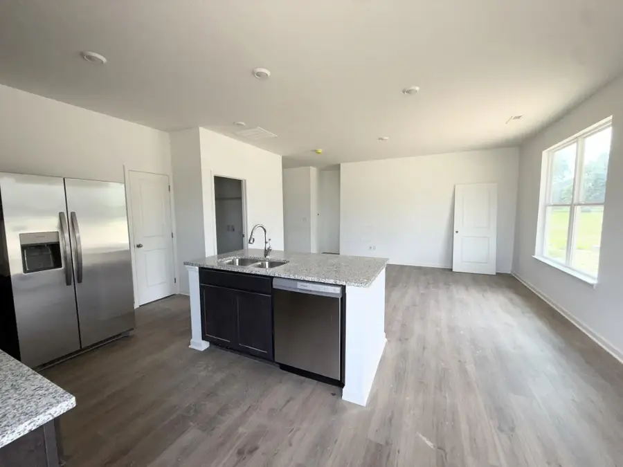 201 Maddoxx Drive, London, OH 43140 - #3