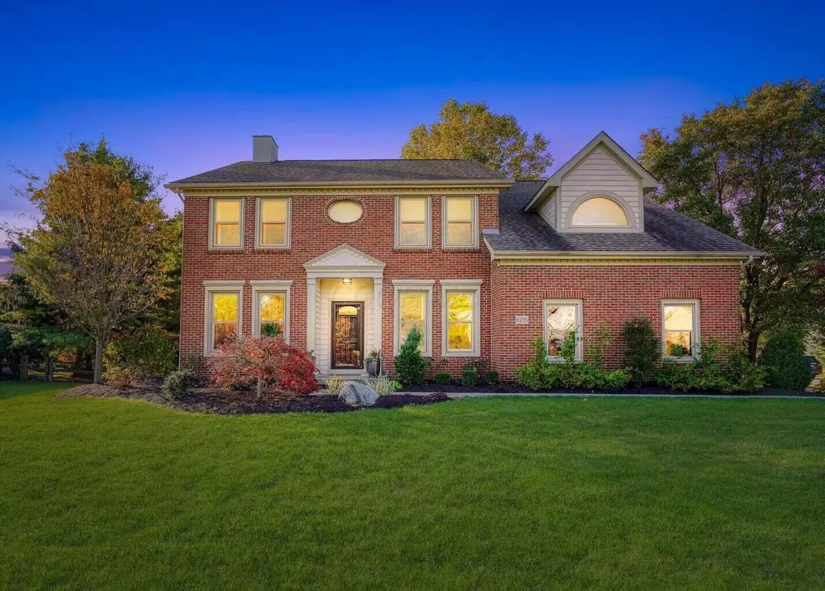 6255 Spinnaker Drive, Lewis Center, OH 43035 - #1