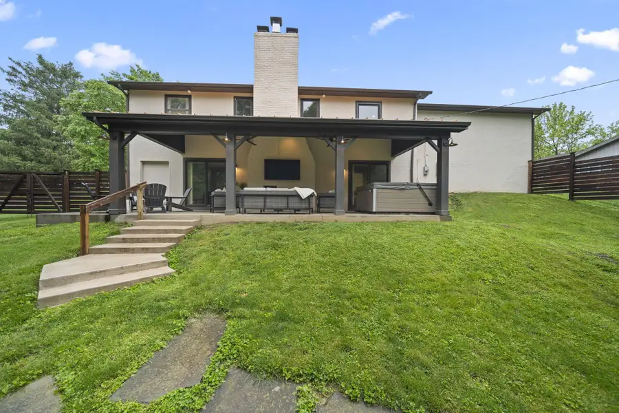945 Stoney Creek Road, Columbus, OH 43235 - #3
