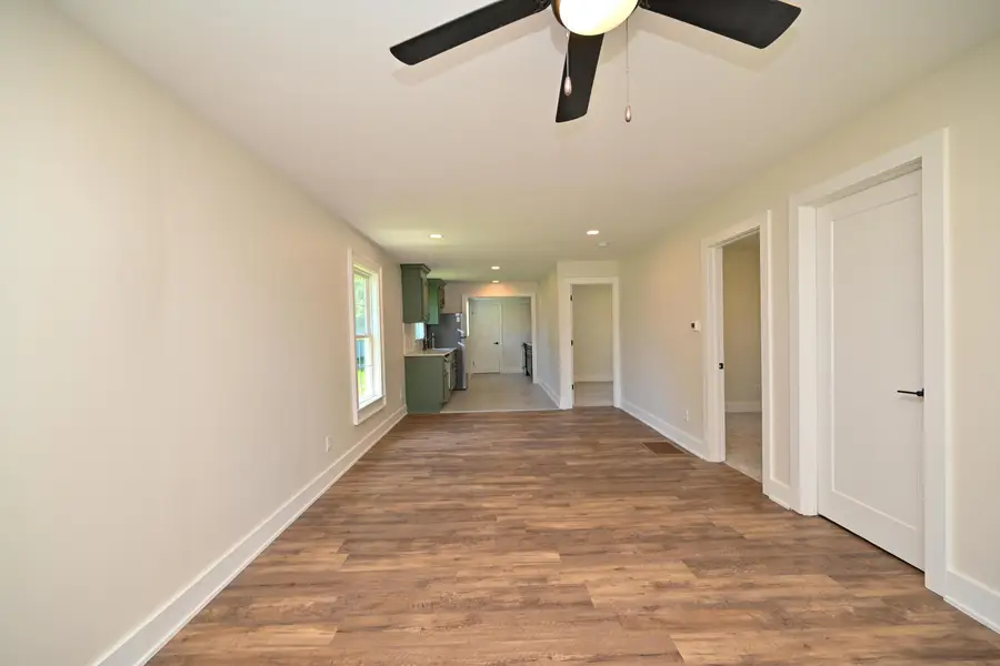 327 Clinton Street, Marion, OH 43302 - #3