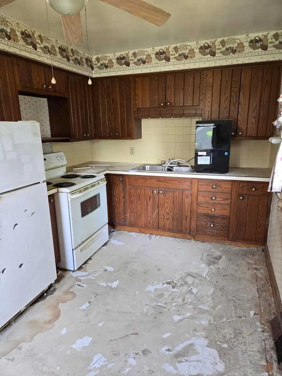 490 Dyas Drive, Mansfield, OH 44905 - #2