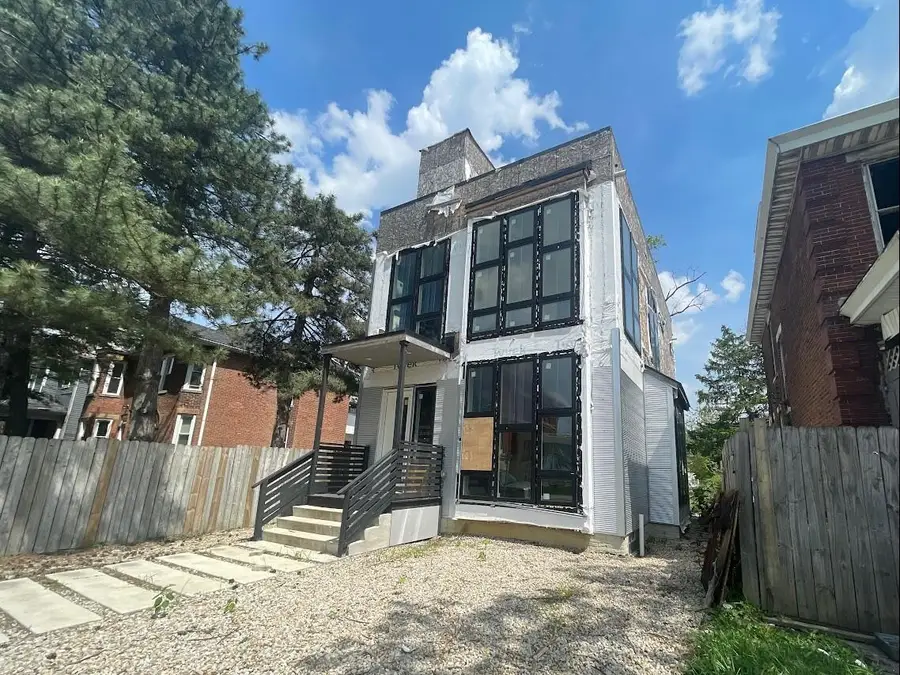 528 S Ohio Avenue, Columbus, OH 43205 - #3