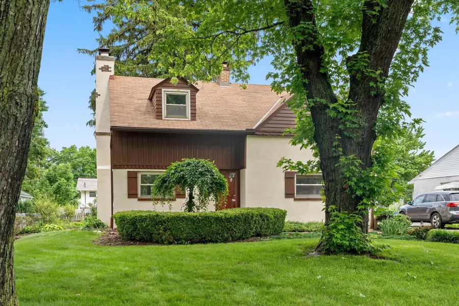 664 Brookside Drive, Columbus, OH 43209 - #2