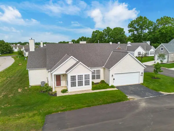 6033 Naughten Pond Drive, Columbus, OH 43213