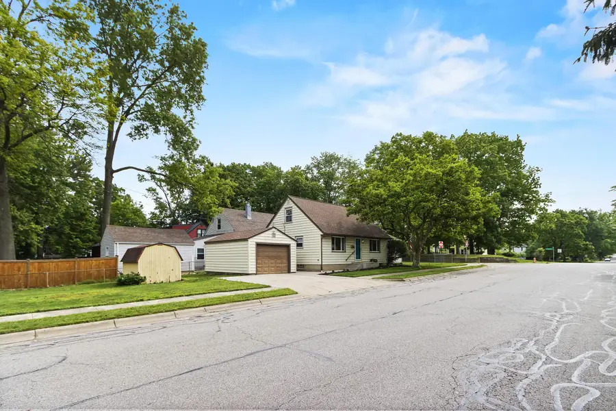 5451 Sharon Park Avenue, Columbus, OH 43214 - #3