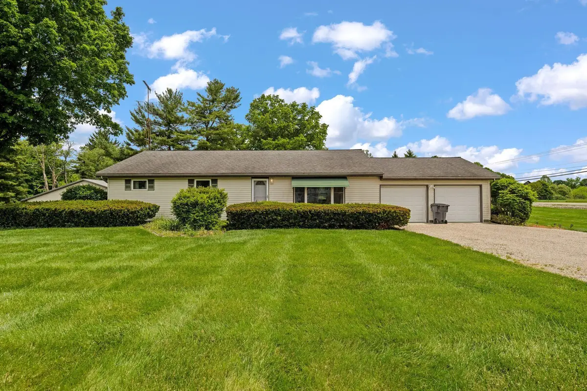 18 Whipkey Drive, Granville, OH 43023 - #1