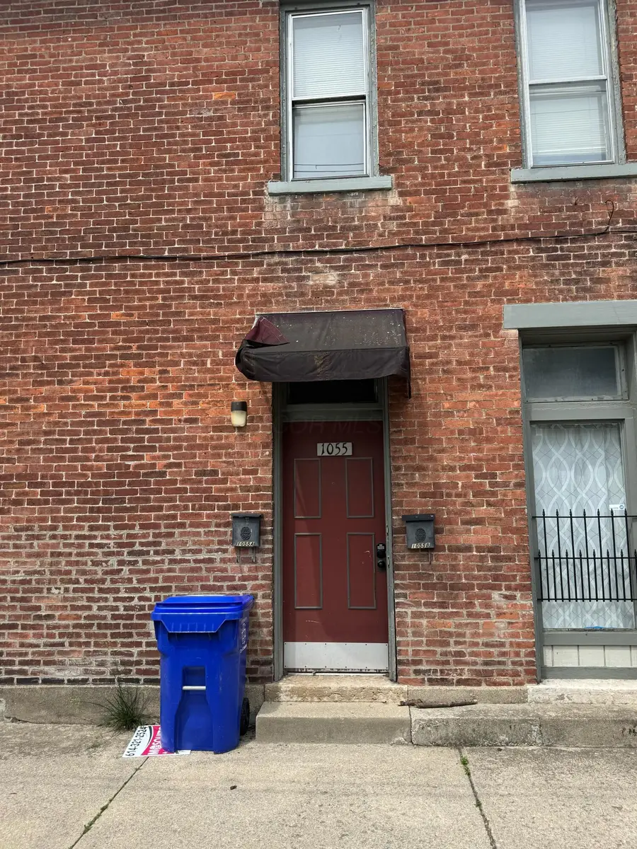 323 Stewart Avenue, Columbus, OH 43206 - #3