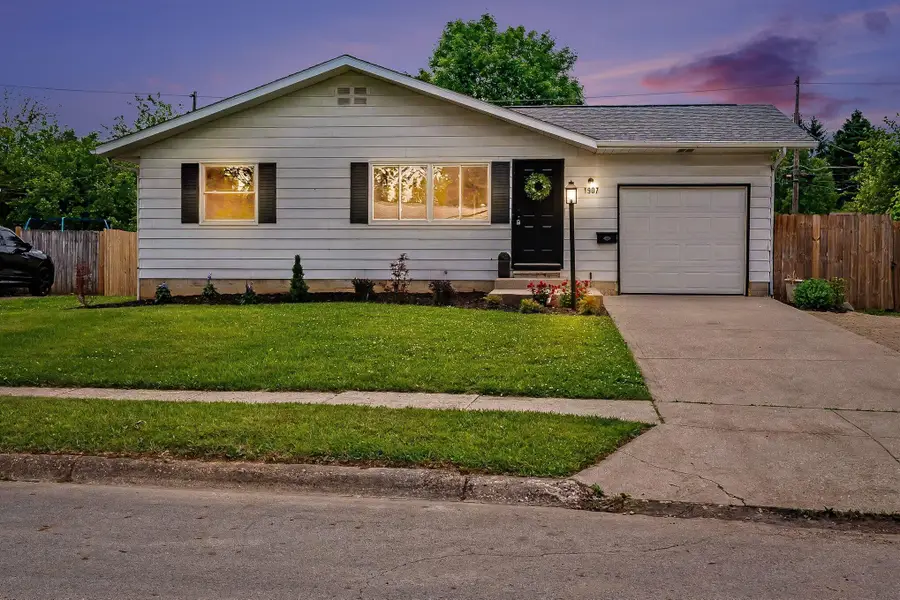 1907 Orlando Road, Columbus, OH 43232 - #2
