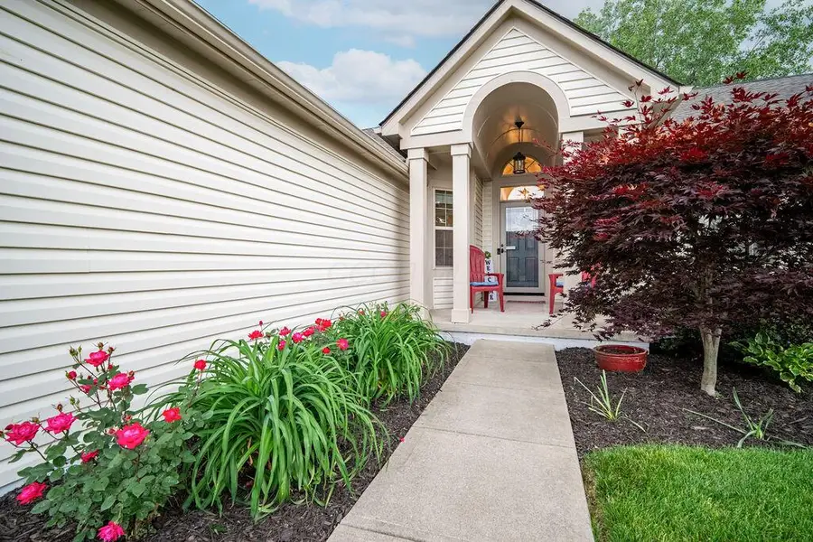 7192 Redwood Valley Court, Lewis Center, OH 43035 - #3