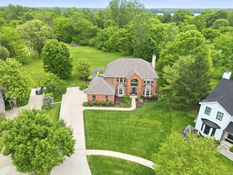 4100 Mariners Way, Lewis Center, OH 43035 - #2