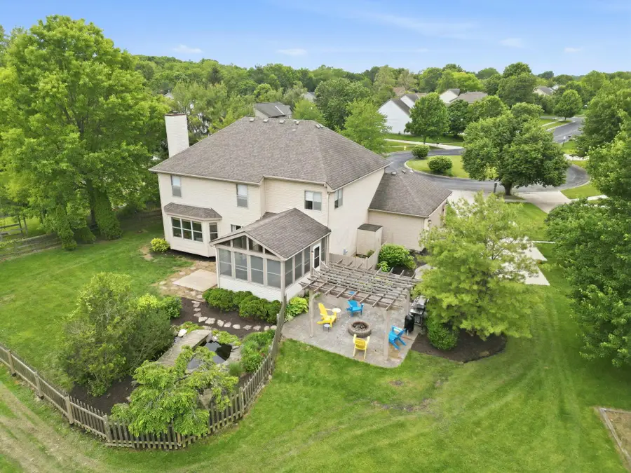 4100 Mariners Way, Lewis Center, OH 43035 - #3