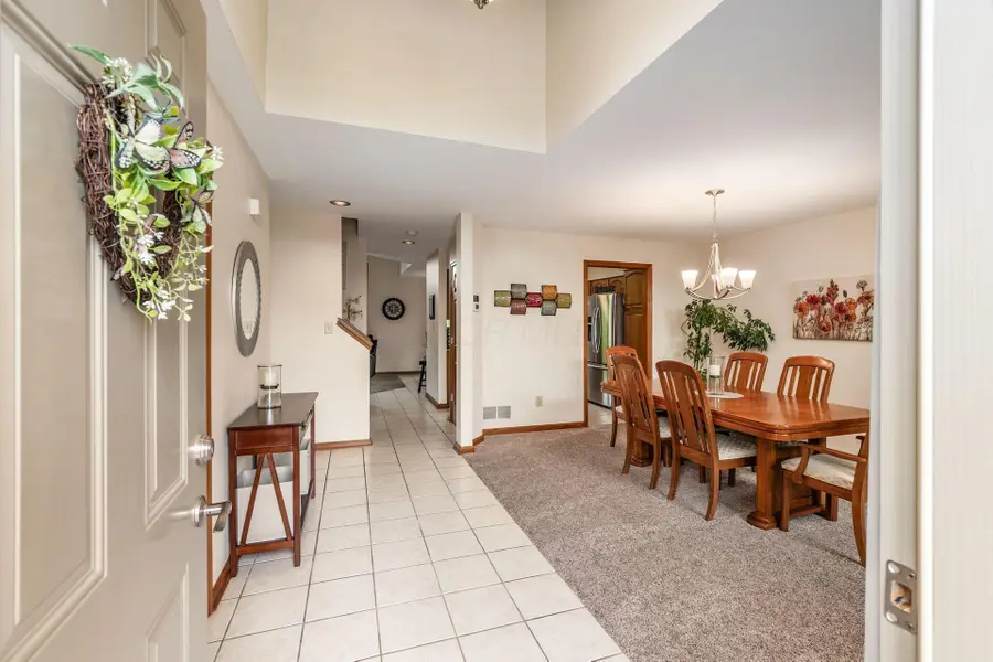 2409 Parklawn Drive, Lewis Center, OH 43035 - #3