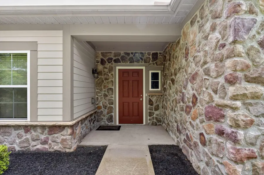 103 Colonial Woods Drive, Mount Vernon, OH 43050 - #3