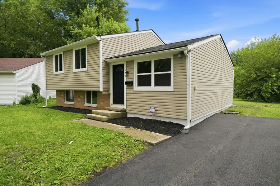 2390 Daleton Place, Columbus, OH 43232 - #2