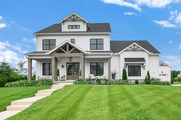1763 Scenic Bluff Court, Delaware, OH 43015