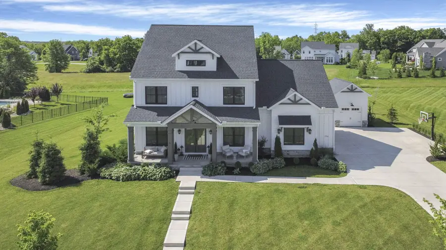 1763 Scenic Bluff Court, Delaware, OH 43015 - #2
