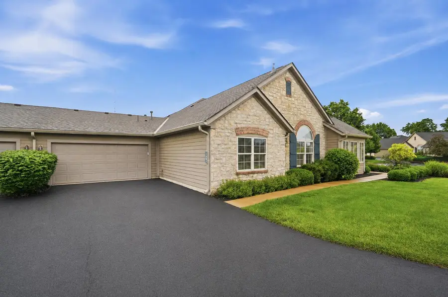 7267 Falls View Circle, Delaware, OH 43015 - #2