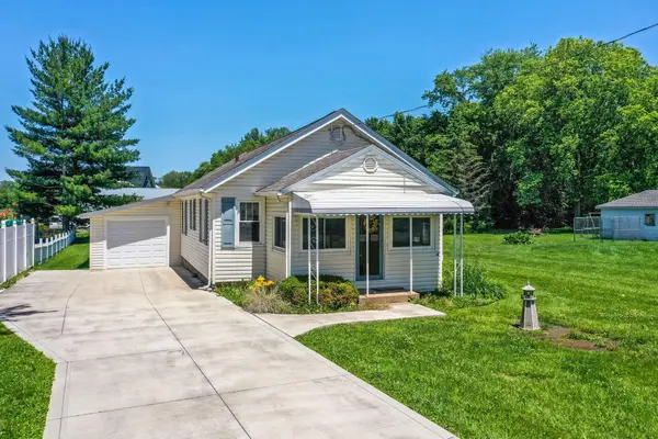 3290 Lakeside Road Ne, Millersport, OH 43046