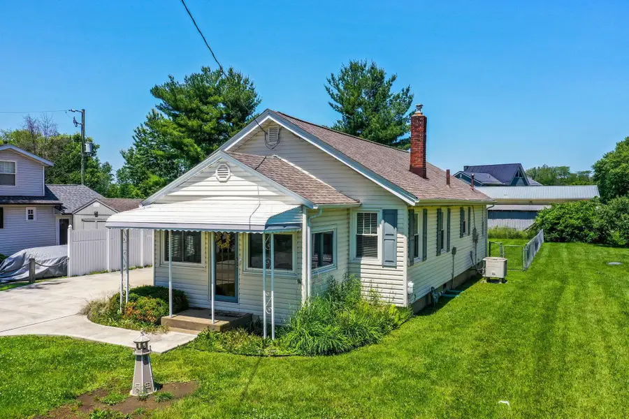 3290 Lakeside Road Ne, Millersport, OH 43046 - #3