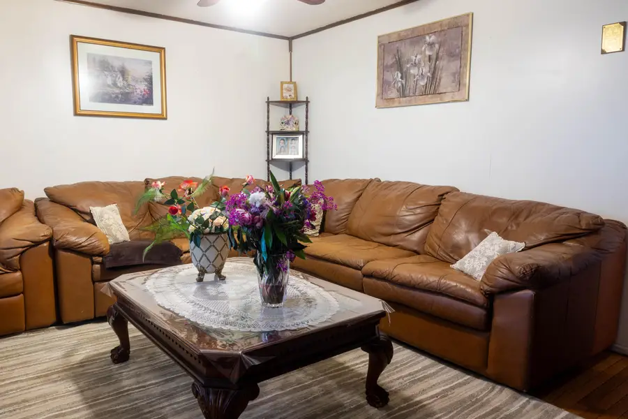 5083 Jameson Drive, Columbus, OH 43232 - #3