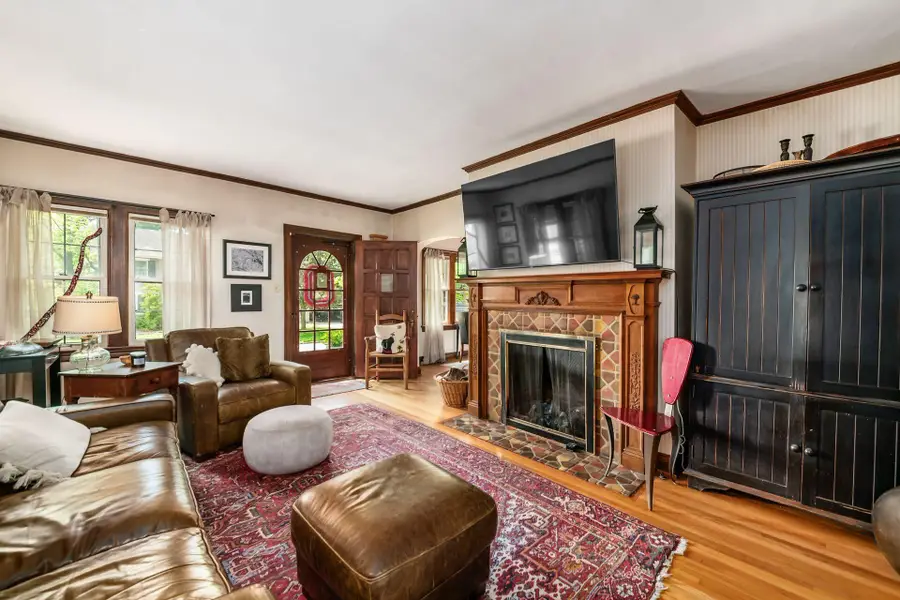 256 Montrose Way, Columbus, OH 43214 - #3