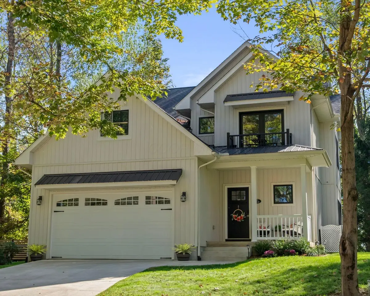 512 Greenacre Circle, Howard, OH 43028 - #1