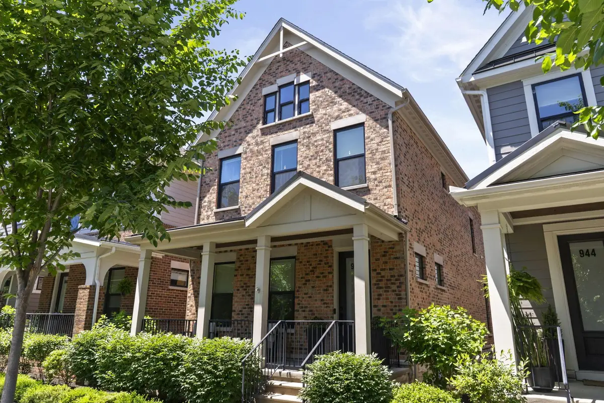 946 Hudson Crossing, Columbus, OH 43212 - #1