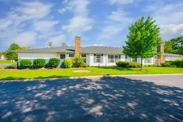 2420 Crystal Springs Drive, Hilliard, OH 43026
