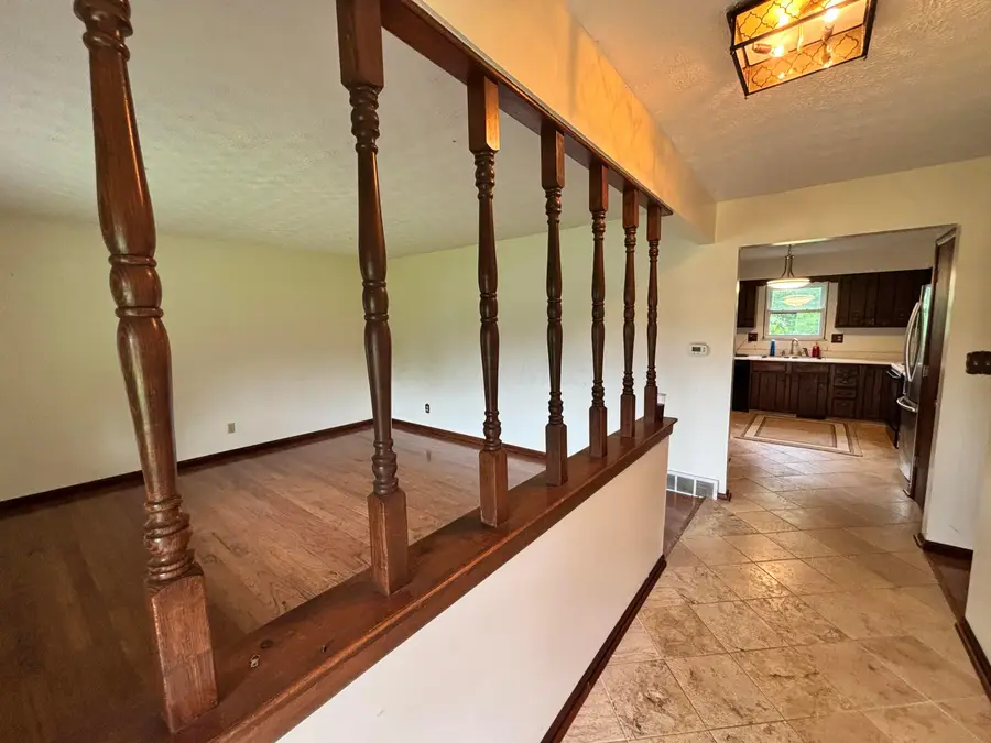 210 Cavalcade Lane Sw, Pataskala, OH 43062 - #2