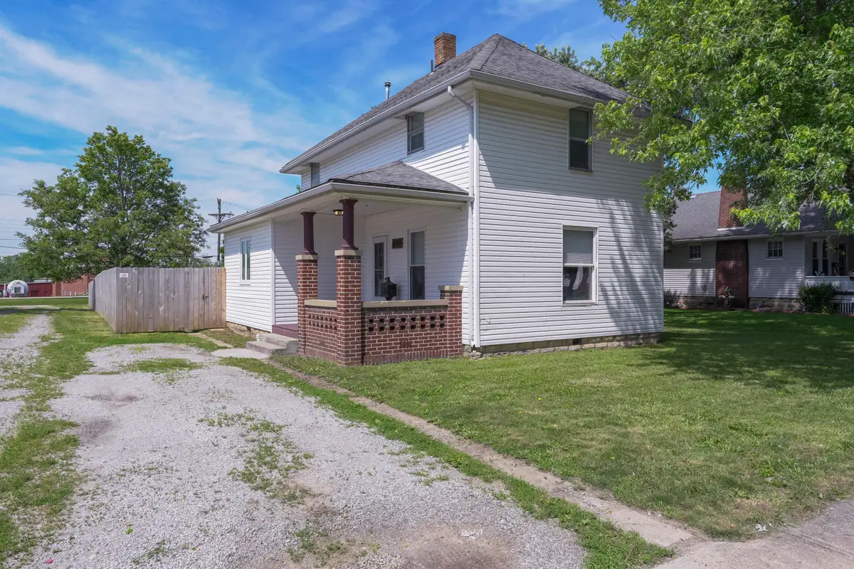 1107 N North Street, Washington Court House, OH 43160 - #1