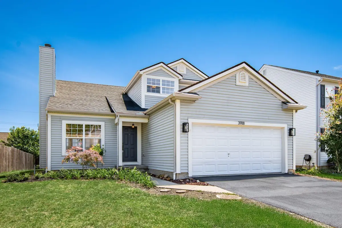3918 Highland Bluff Drive, Groveport, OH 43125 - #1