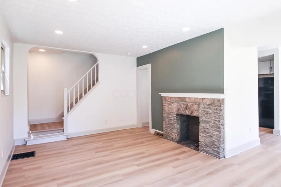 1431 S Ohio Avenue, Columbus, OH 43206 - #2