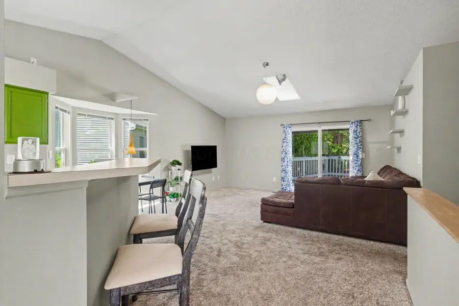 9074 Longstone Drive, Lewis Center, OH 43035 - #3