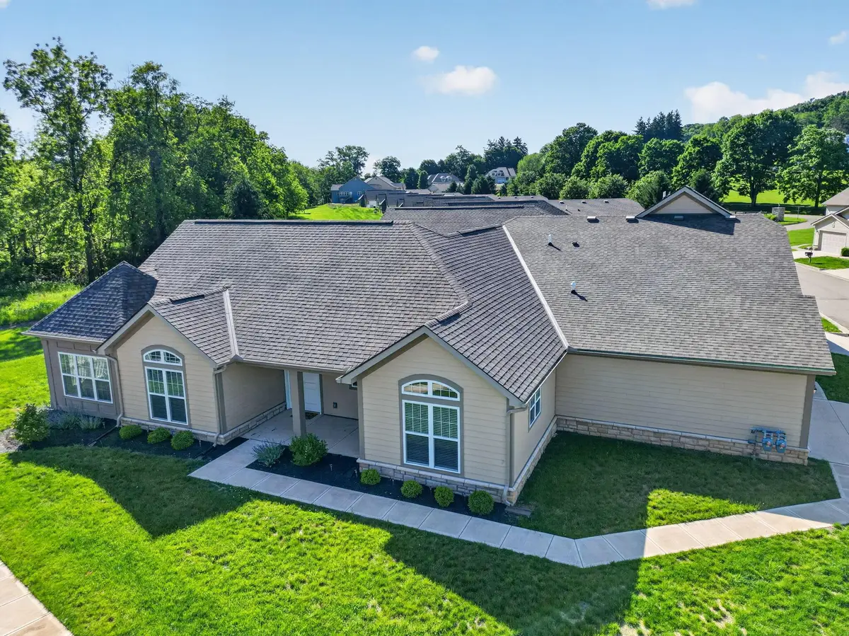 631 Woods Edge Lane, Newark, OH 43055 - #1