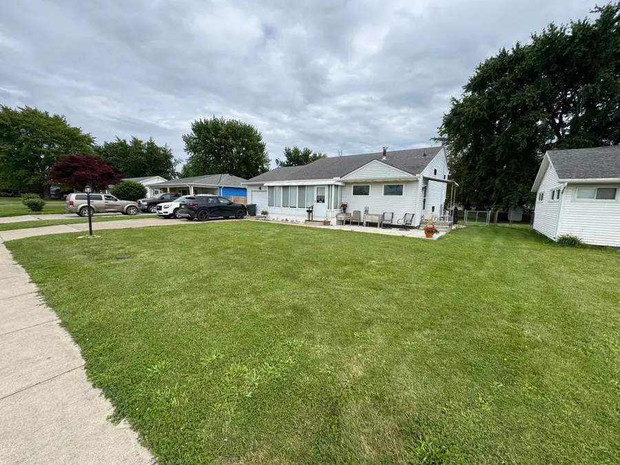 1107 Leesburg Avenue, Washington Court House, OH 43160 - #2