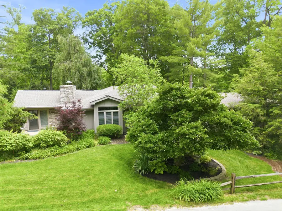 890 Plum Tree Drive, Columbus, OH 43235 - #3