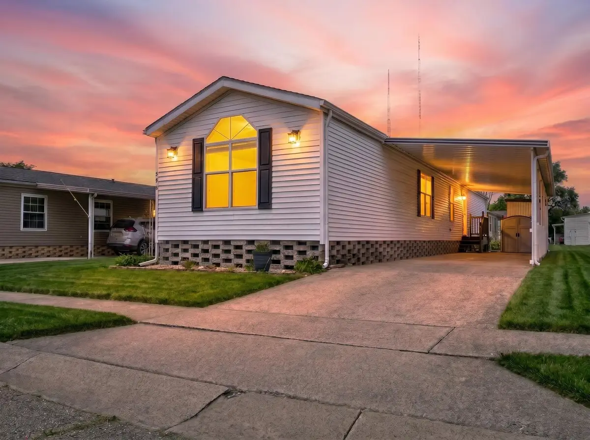 990 Jerry Lee Drive, Obetz, OH 43207 - #1