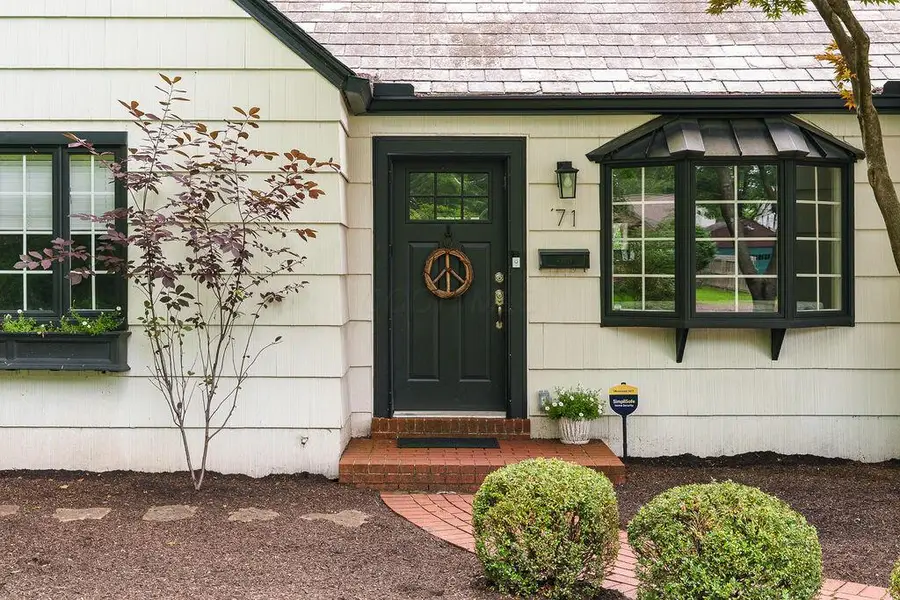 71 E Southington Avenue, Worthington, OH 43085 - #2