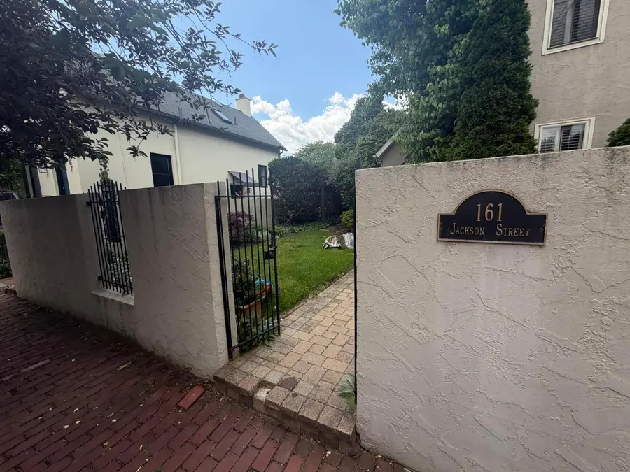 161 Jackson Street, Columbus, OH 43206 - #2