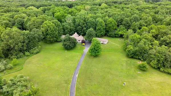 5080 Harlem Road, Galena, OH 43021