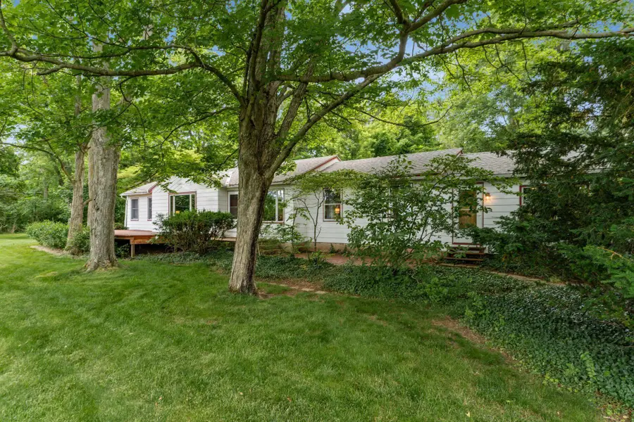 7945 Riverside Drive, Powell, OH 43065 - #2
