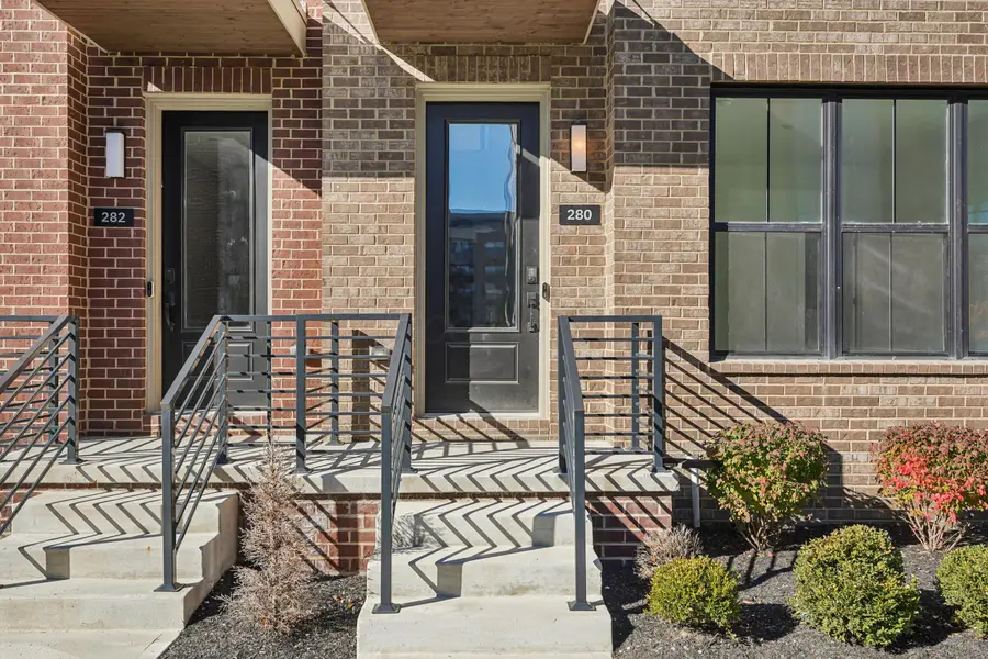 280 Dickenson Street, Columbus, OH 43215 - #2