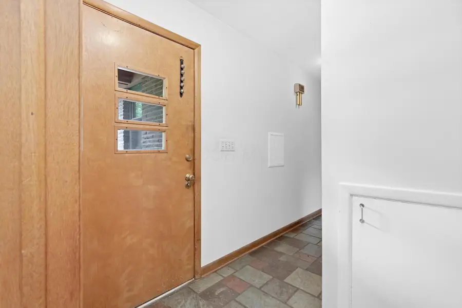 345 Ridgedale Drive N, Worthington, OH 43085 - #2