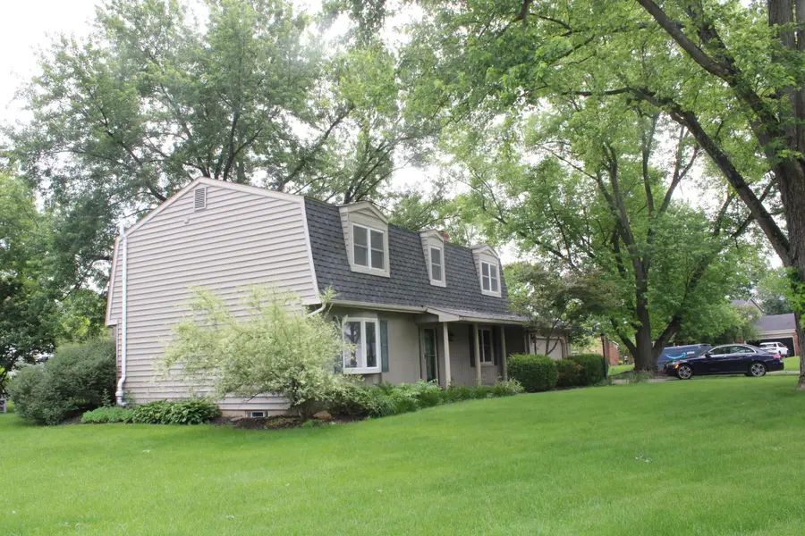 1013 Clubview Boulevard S, Columbus, OH 43235 - #2