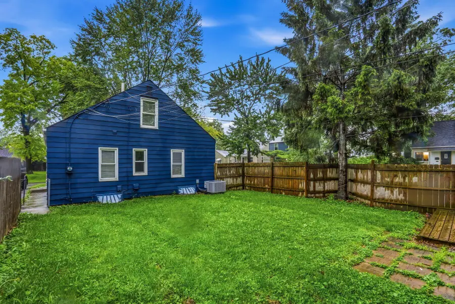 2819 Norwood Street, Columbus, OH 43224 - #3