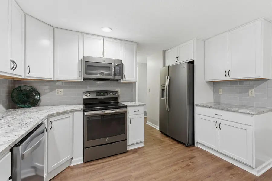 8715 Ripton Drive, Powell, OH 43065 - #3