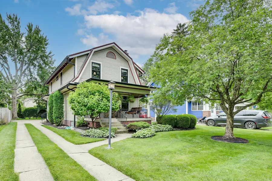 427 E Dunedin Road, Columbus, OH 43214 - #2