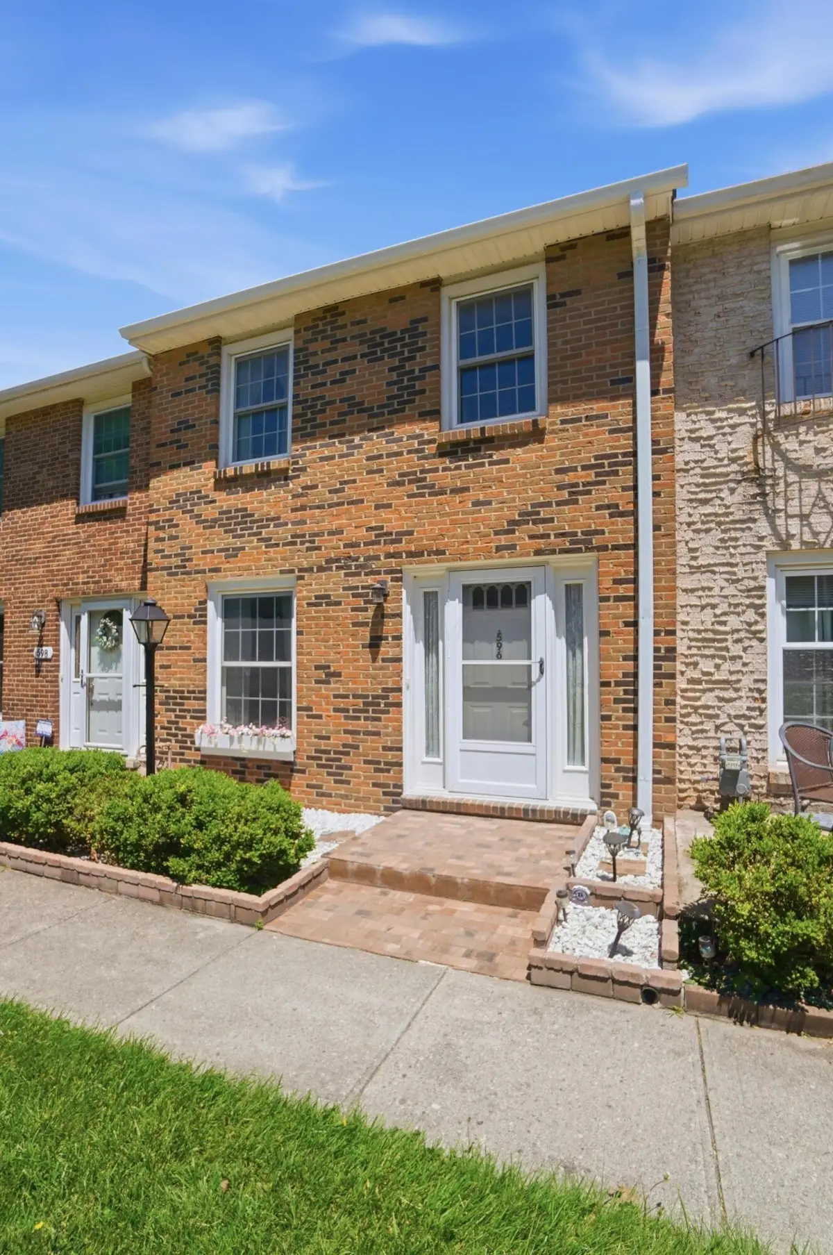 596 Pamlico Street, Columbus, OH 43228 - #1